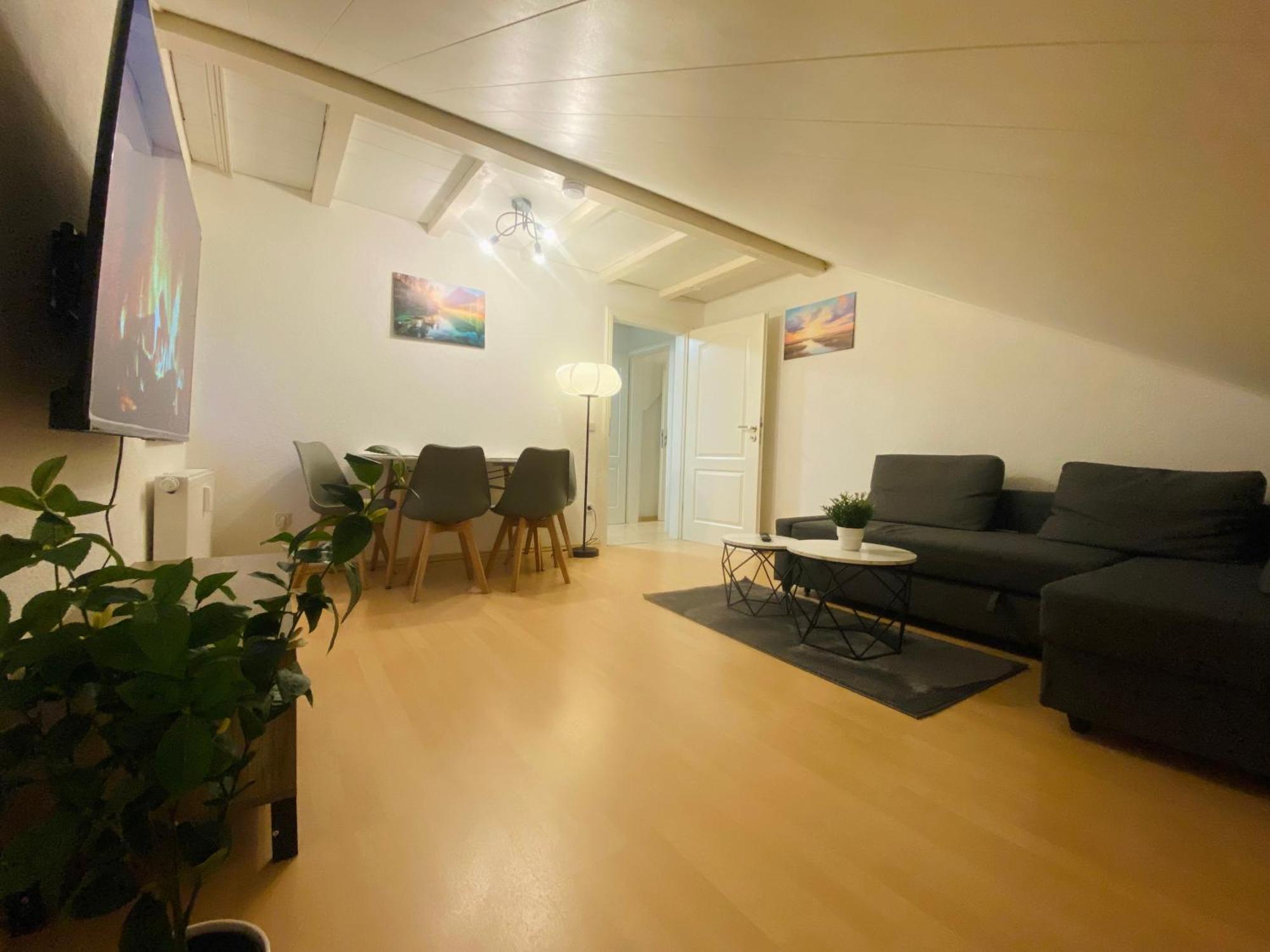 באד פרידריכסהל Deluxe Business Suite Mit Netflix Premium & Parkplatz, Zentral Zu Audi & Schwarz Gruppe With 2 Bedrooms מראה חיצוני תמונה
